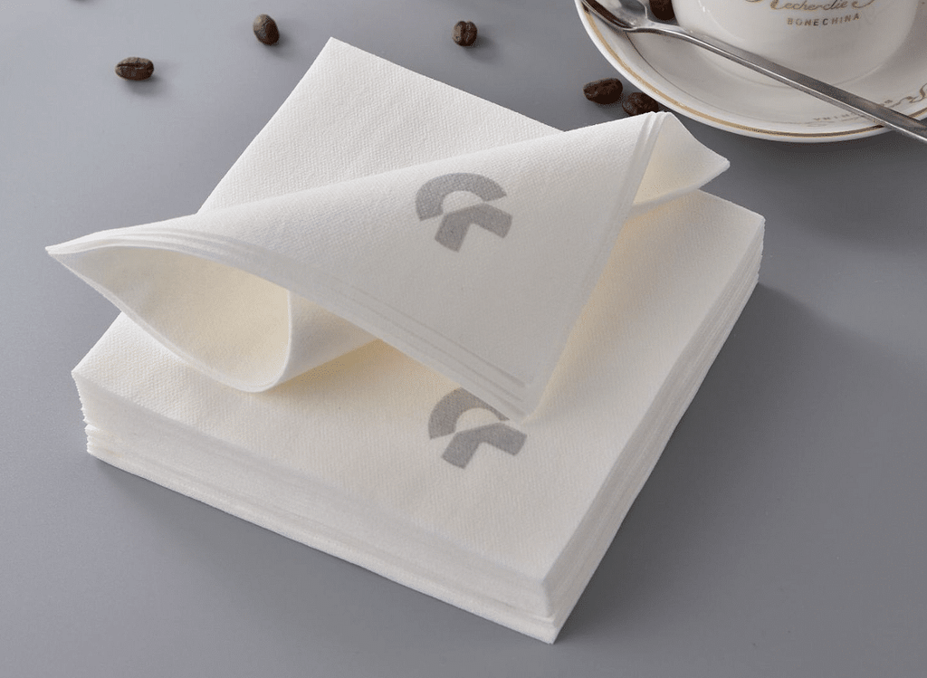 15x15cm branded soft airlaid paper napkins