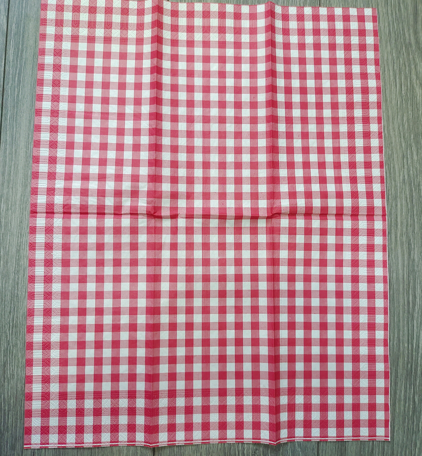 40x30cm red and white check luncheon napkin scaled