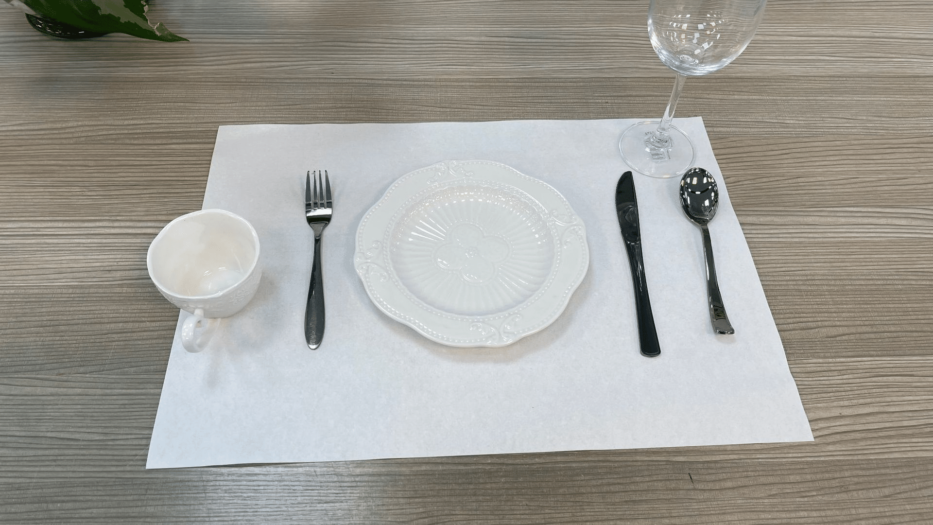 restaurant linen-like placemats