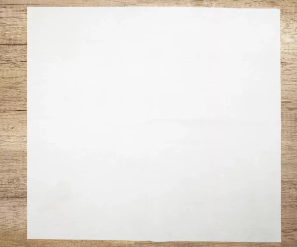 a white 40x40cm linen-like napkin to fold a diamond arrow napkin