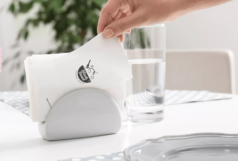 Five Advantages of serving Paper Napkins in Restaurants over Cloth Napkins