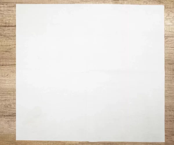 a white 40x40cm linen-like napkin to fold a diamond arrow napkin