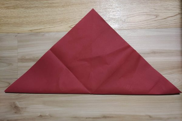 pyramid napkin fold 2